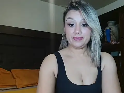 aitanalove  online show from 5, 2, 2026