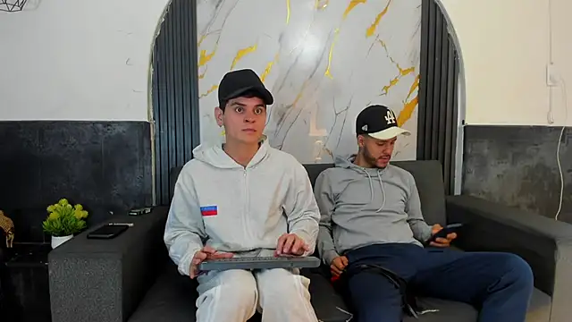 Angel Villareal online show from 27, 2, 2026