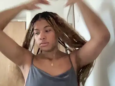 Sofhii online show from 3, 2, 2026