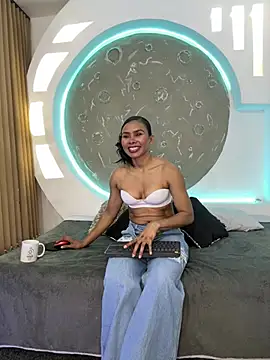 Tatiana bram  online show from 3, 2, 2026