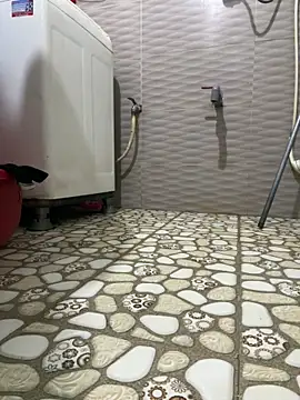 Amie-mimi online show from 1, 2, 2026