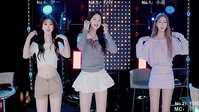 Snapshot of ZZ000S33 chatting on 22, 3, 2026 ZZ000S33 online show from 22, 3, 2026