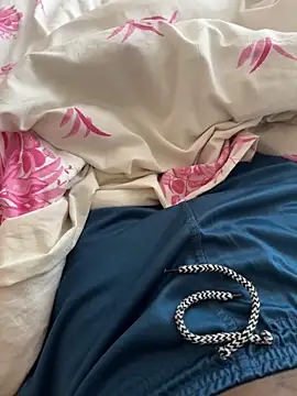 Mumbai Guy 143 online show from 3, 2, 2026