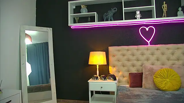 TaniaKaverina online show from 18, 2, 2026