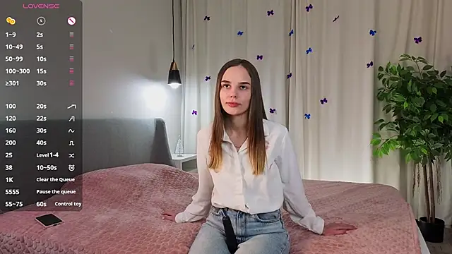 TeofilaCumbee online show from 3, 2, 2026