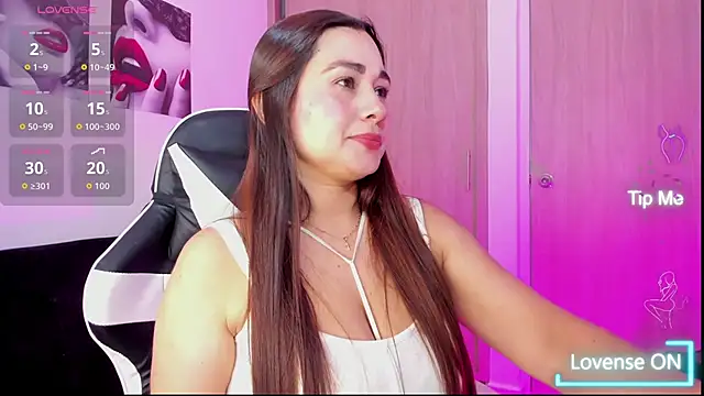 Snapshot of saray_mendozaa chatting on 6, 3, 2026 saray mendozaa online show from 6, 3, 2026