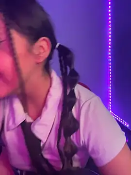 Snapshot of laraa_rous chatting on 12, 3, 2026 laraa rous online show from 12, 3, 2026