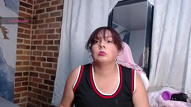 Snapshot of HannaRose- chatting on 13, 3, 2026 HannaRose- online show from 13, 3, 2026