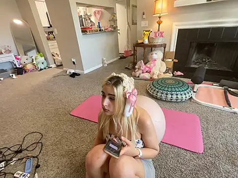 Pink mink21 online show from 5, 4, 2026