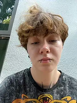 Snapshot of IceMur chatting on 10, 4, 2026 IceMur online show from 10, 4, 2026