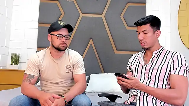 JustinAndTiago25 online show from 17, 2, 2026