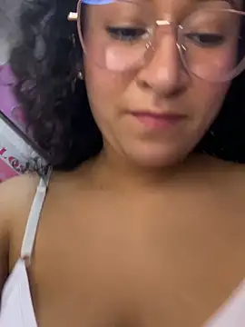 Dany Moon  online show from 3, 2, 2026