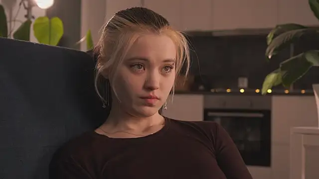 EleniRoeber online show from 15, 2, 2026