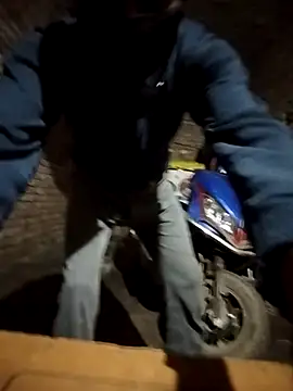 xx couple online show from 17, 1, 2026