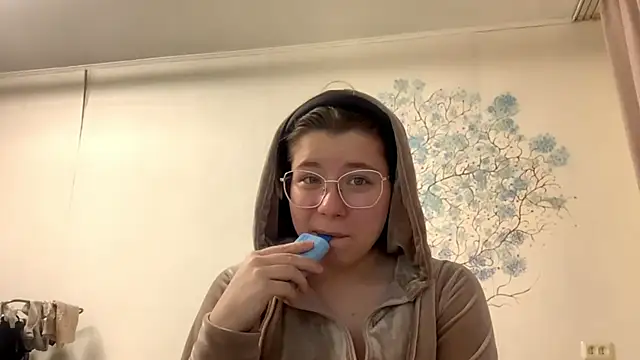 Elna coolbyts online show from 13, 2, 2026