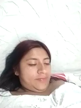 emma myers 18 online show from 4, 2, 2026