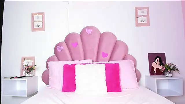 Ms zozi  online show from 4, 3, 2026