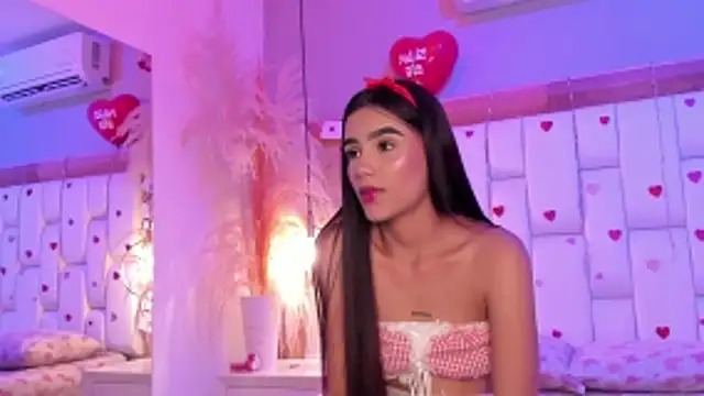 StefanyCondia online show from 18, 2, 2026