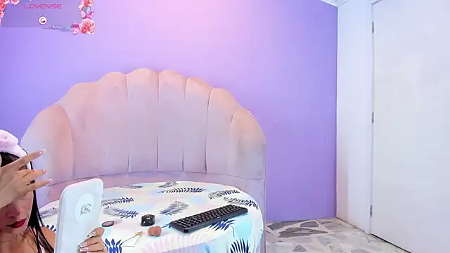 tifanibrown online show from 9, 3, 2026