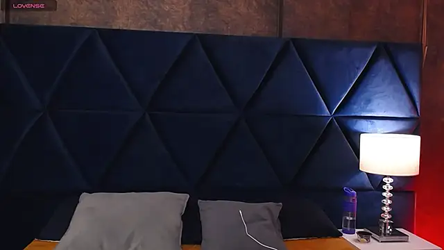 Snapshot of Logan_Woods chatting on 12, 3, 2026 Logan Woods online show from 12, 3, 2026