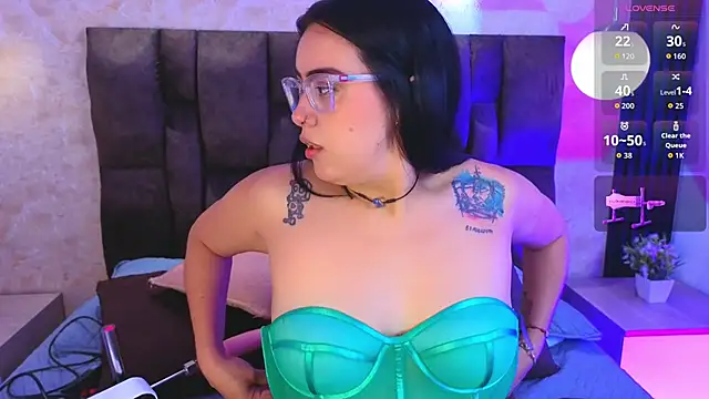 Snapshot of vicky_grey chatting on 11, 3, 2026 vicky grey online show from 11, 3, 2026