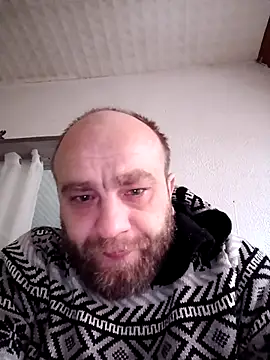 AlexanderArmani online show from 2, 2, 2026