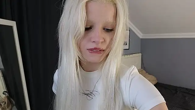 Naomi Demio online show from 13, 3, 2026