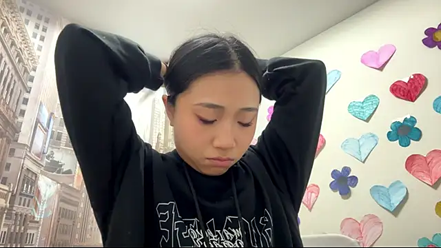 SweetMiaXO online show from 13, 3, 2026