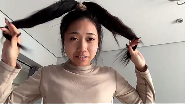 SweetMiaXO online show from 17, 3, 2026