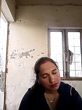 Cute-karisma1234 online show from 21, 3, 2026