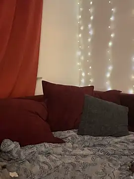 MrsRedFoxy online show from 9, 2, 2026