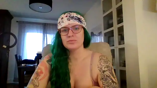 DaisyBlake online show from 3, 2, 2026