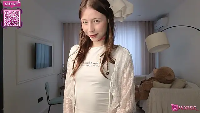 delorathecookiee online show from 13, 3, 2026