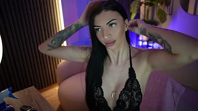KaylaLuxx  online show from 3, 2, 2026