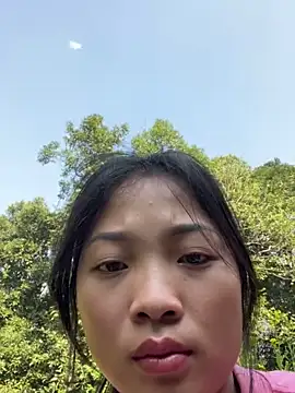 Lyn-be99 online show from 27, 2, 2026