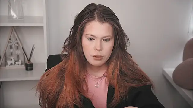 MarnieWootan online show from 25, 2, 2026