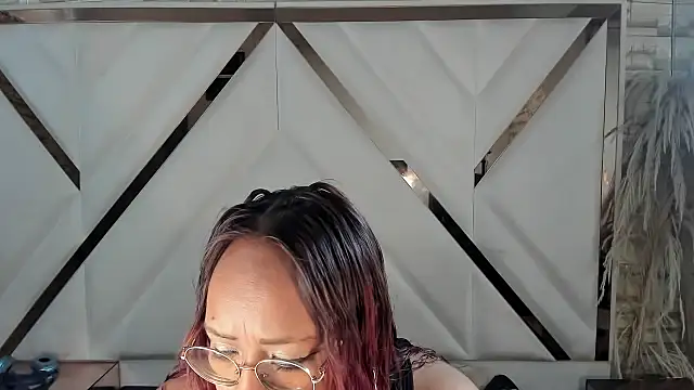 Shara Oz online show from 24, 2, 2026