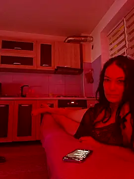 ellamoraless online show from 4, 2, 2026