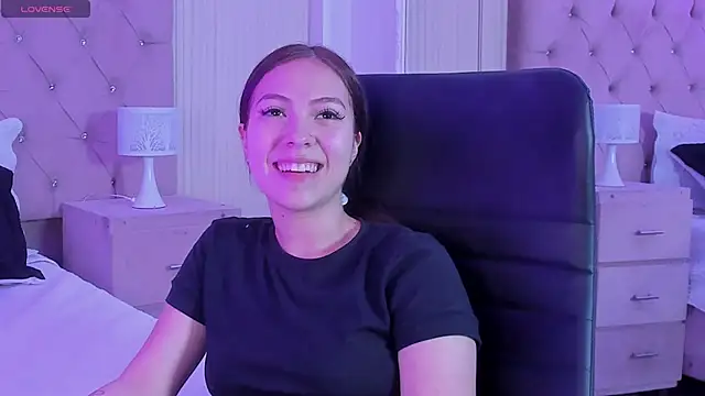 lizzyrossie online show from 25, 2, 2026