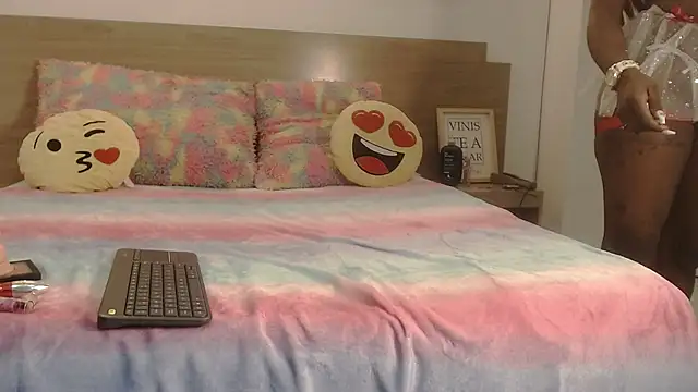 Charllotte Brown online show from 2, 2, 2026