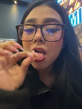 Violetta pinkk1 online show from 19, 3, 2026