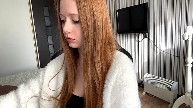 EmilyBubble online show from 2, 2, 2026