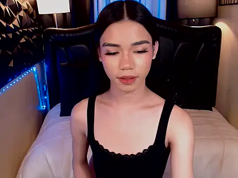 Snapshot of ItsurGirlMiana chatting on 4, 3, 2026 ItsurGirlMiana online show from 4, 3, 2026