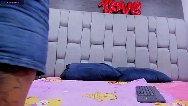 messy saray online show from 2, 2, 2026