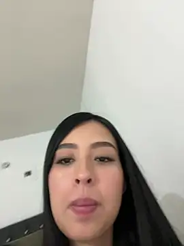 selene roux online show from 6, 2, 2026