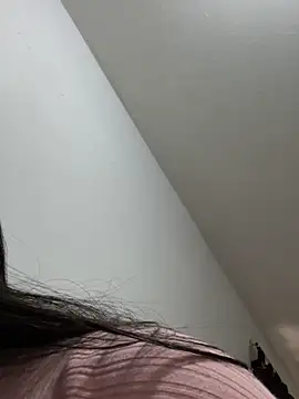 selene roux online show from 8, 2, 2026