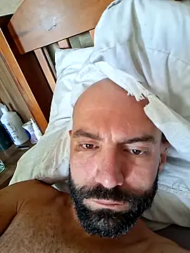 Snapshot of Robsonitj90 chatting on 11, 2, 2026 Robsonitj90 online show from 11, 2, 2026