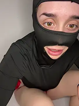 Mishelxxx2 online show from 5, 2, 2026