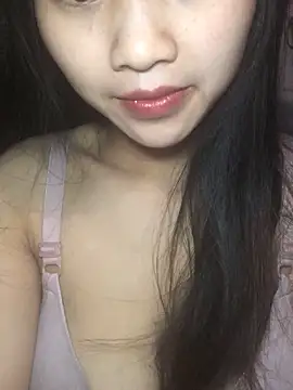 uyensexy online show from 4, 2, 2026