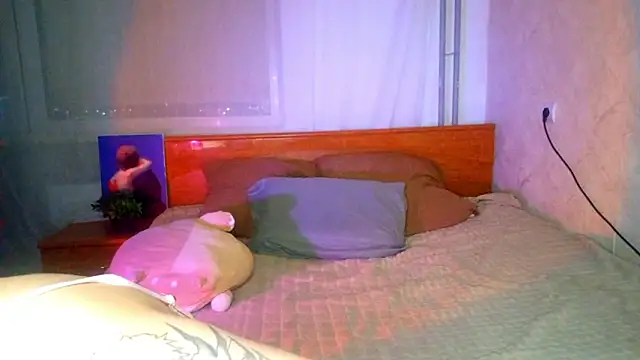 Kira Chain online show from 1, 2, 2026